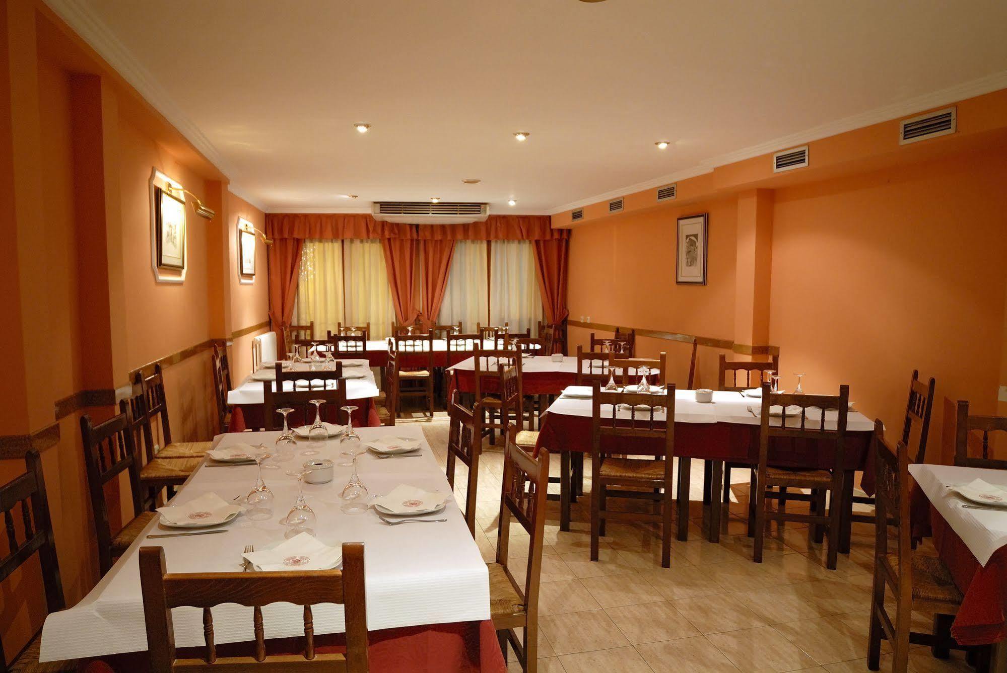 Hostal Alcazaba Теруэль Экстерьер фото